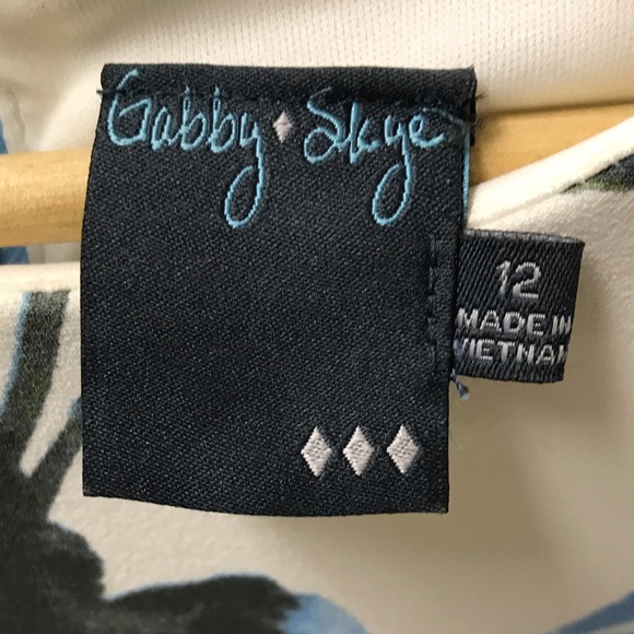 Gabby Skye Sheath Dress - Picture 6 of 7